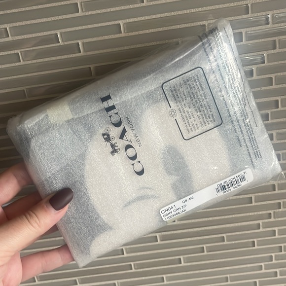 NEW Authentic Disney X Coach Corner Zip Wristlet With Wink Mickey Mouse black - Picture 8 of 9